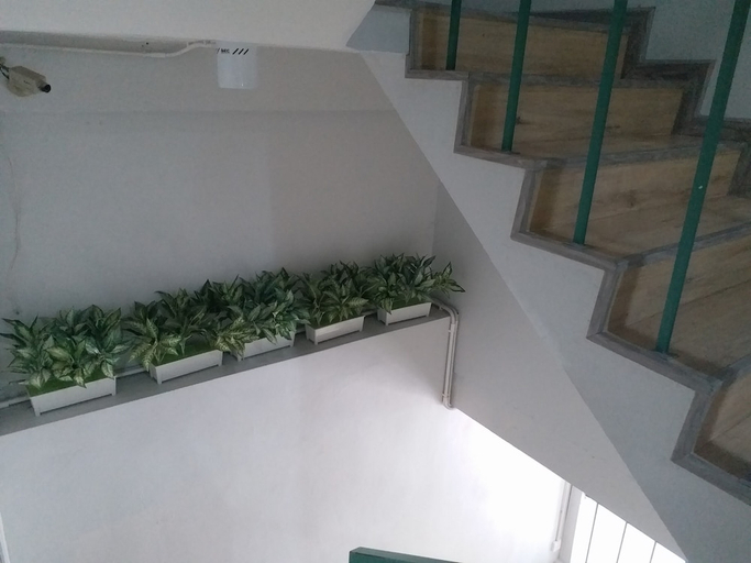 Others 3, DD Garden Apartment 2, Bang Plad