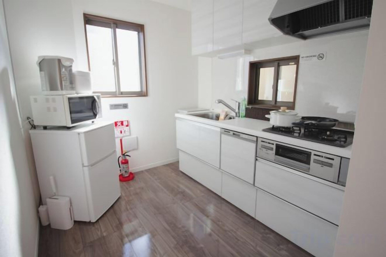 Private kitchen 5, QiQi House Serenity~Private Near Asakusa & Skytree, Sumida