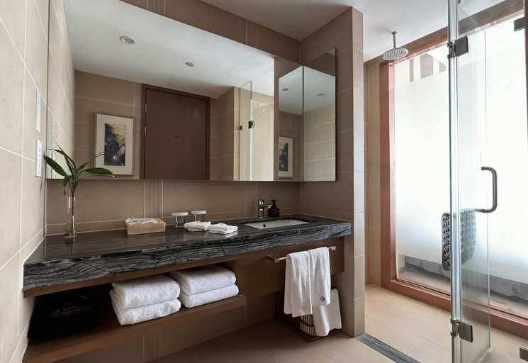 Bathroom 3, Shuguang International Hotel Huaian, Huai'an