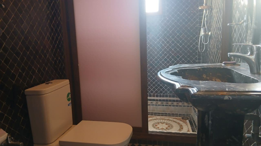 Bathroom 3, Riad Toubkal D'Atlas Tifnoute, Taroudannt