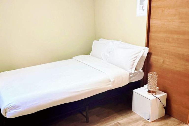 Room 2, Lan B, Osaka