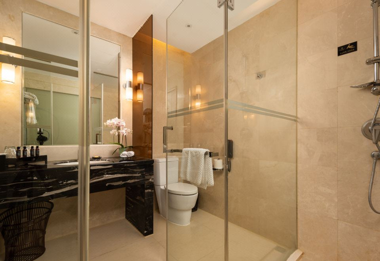Bathroom 3, Wuhan Huihao Hotel (Jianghan Road Pedestrian St.Hankou Jiangtan Branch), Wuhan