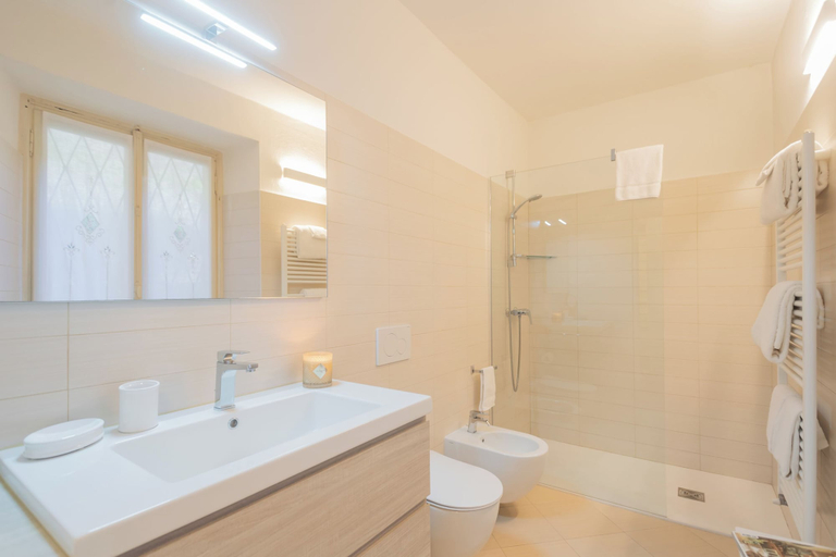 Bathroom 4, Villa Ida by Rent all Como, Como