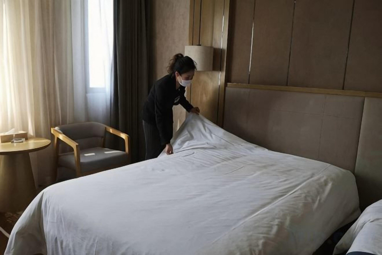 Bedroom 1, Yading Boutique Hotel (Meishan Sansuxuan), Meishan