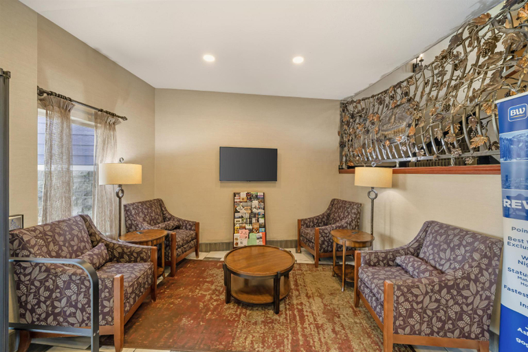 Public Area 3, Best Western Plus Grapevine Inn, Yakima