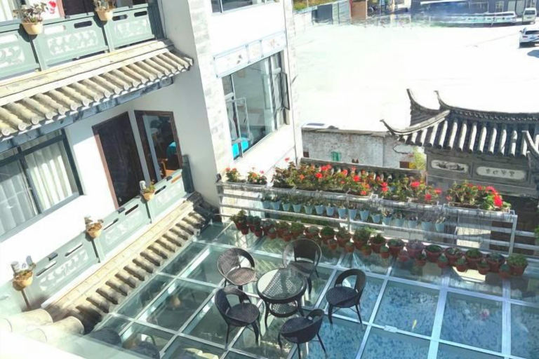 Outdoor dining 4, 798 Inn, Dali Bai