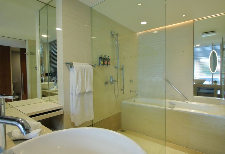 Bathroom 5, Hotel Royal-Nikko Taipei, Taipei City
