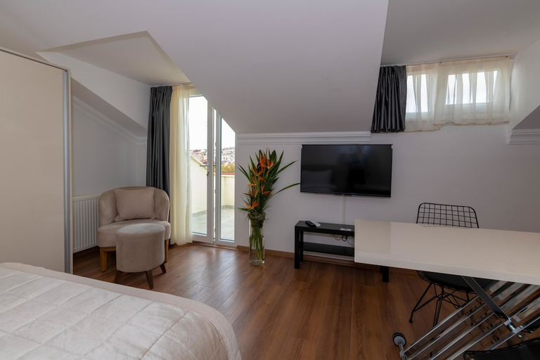 Bedroom 3, Joy Suites, Şişli