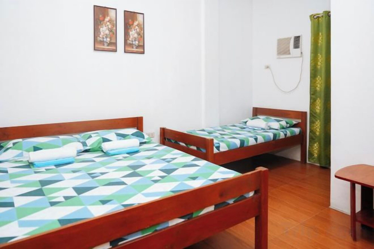 Bedroom 4, C Star Travellers Inn, Oslob