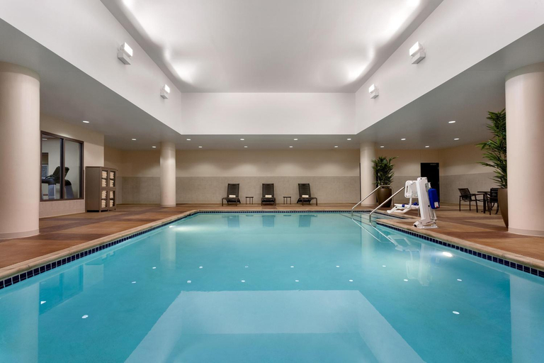 Sport & Beauty, Hyatt Place Omaha/downtown Old Market, Douglas