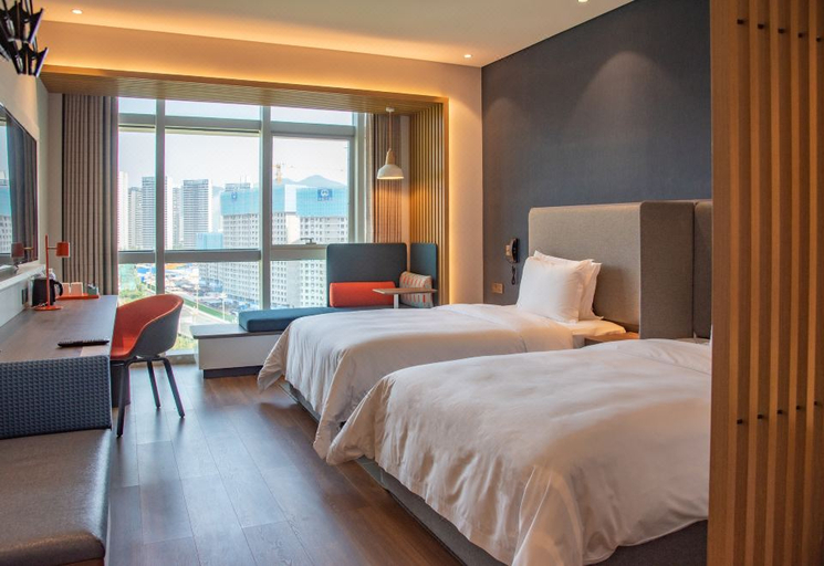 Bedroom 2, Holiday Inn Express YIBIN by IHG, Yibin