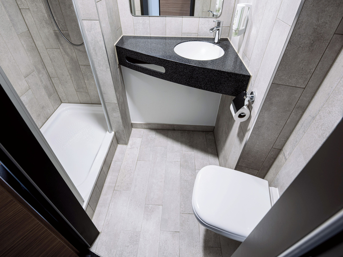 Bathroom 5, B&B HOTEL Wien-Heilligenstadt, Wien