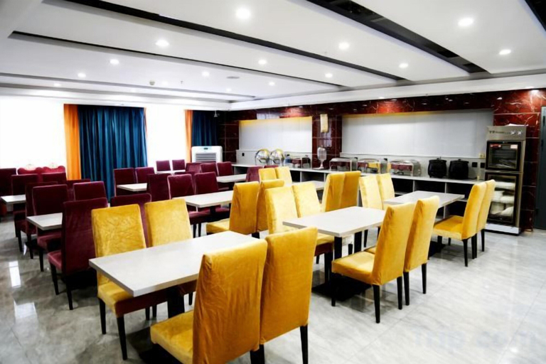Food & Drinks 3, Kuqa Xinyu Hotel (Guiz Plaza), Aksu