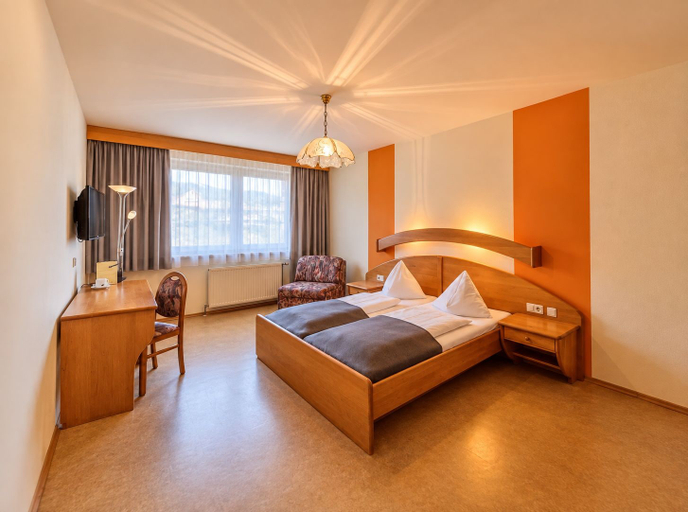 Bedroom 2, STIERSCHNEIDERS Weinhotel Wachau, Krems an der Donau Land