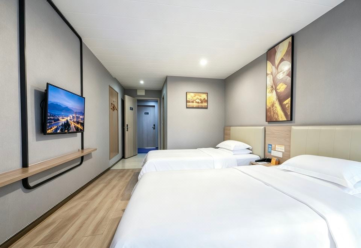 Bedroom 2, 7 Days Premium Chongqing Longtou Temple North Railway Station Hotel, Chongqing
