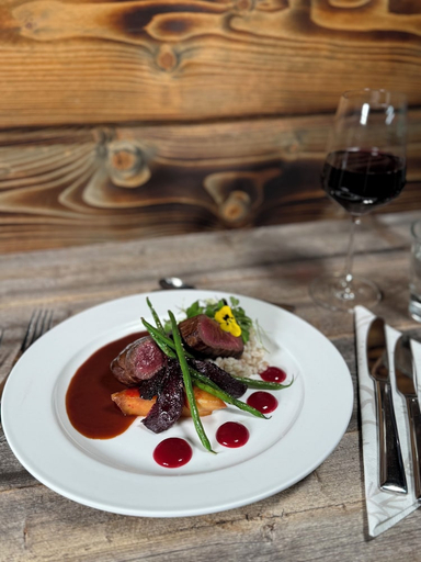 Food & Drinks 5, Hotel Metsahirvas, Lapland