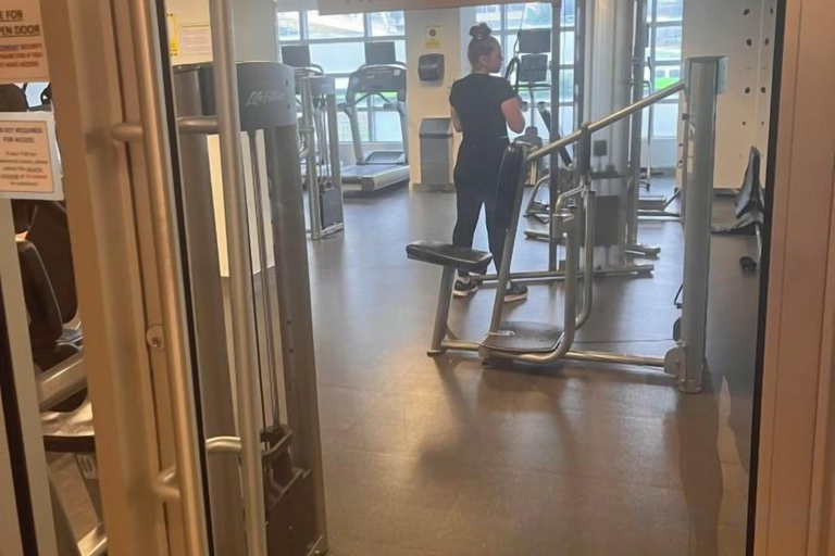 Fitness facility 5, Breathtaking Toronto Waterfront 1+1 2BR CN Tower, Lake & City Sunset Perfection, Toronto