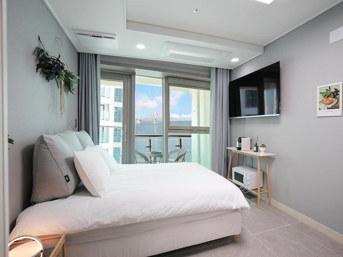 Bedroom 3, Elmomento Gwangan Residence, Suyeong