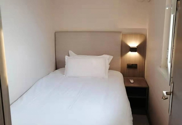 Bedroom 2, HanTing Hotel (Hengshui Railway Station HuiZhong Square), Hengshui