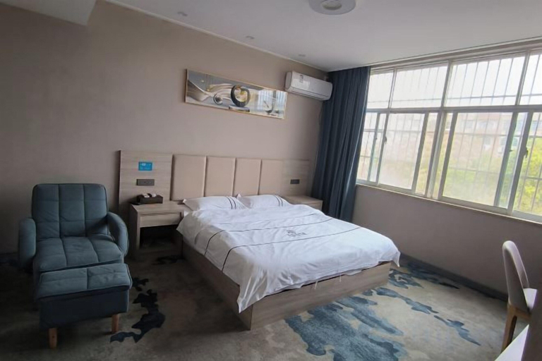 Bedroom 3, Zhengyue Hotel, Qianjiang