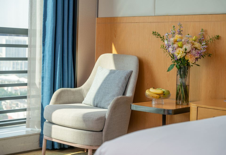 Bedroom 2, Kyriad Marvelous Hotel (Zhongshan South District Conference Center Store), Zhongshan
