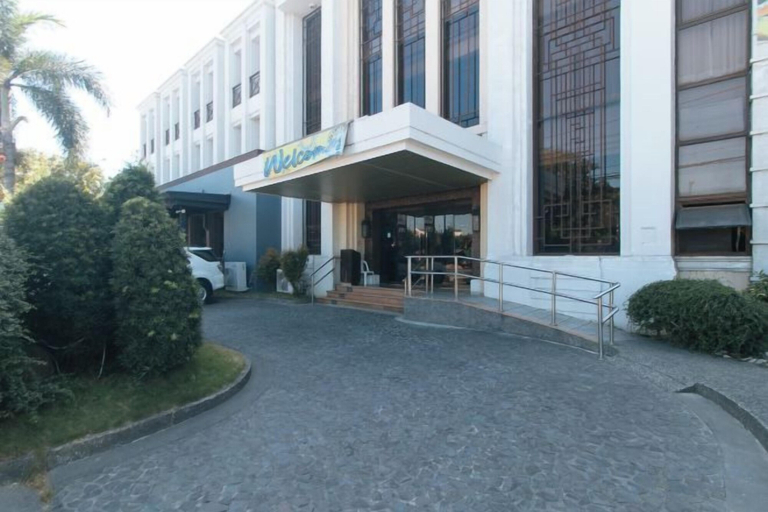 Exterior & Views 2, Bliss Hotel San Fernando Pampanga City, Bacolor