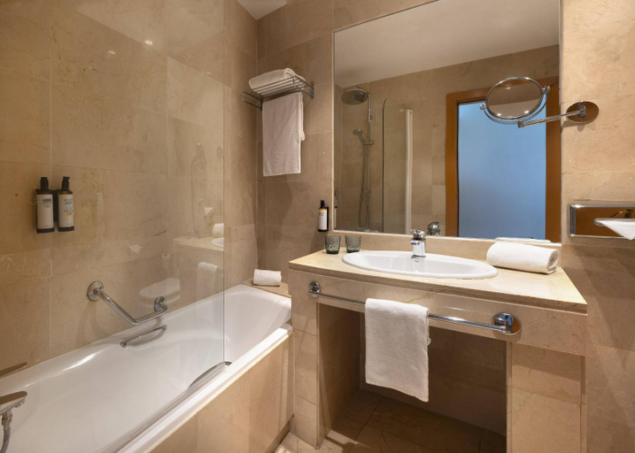 Bathroom 4, Hotel Málaga Alameda Centro, Affiliated by Melia, Málaga