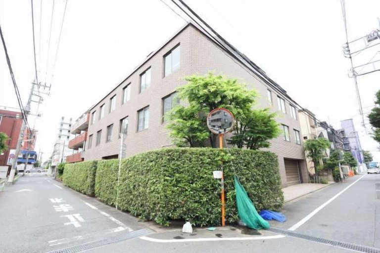Others 4, Fujiterrace Yoga, Setagaya