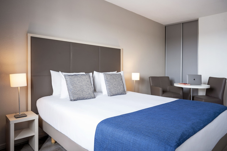 Bedroom 2, Séjours & Affaires Paris Vincennes, Val-de-Marne