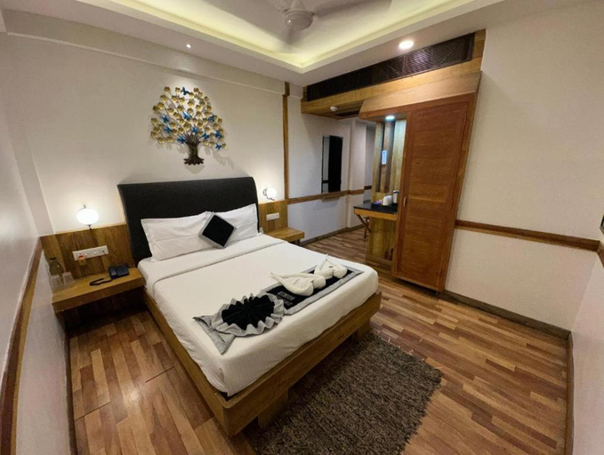 Bedroom 3, Hotel Driftwood with Swimming Pool, South Andaman