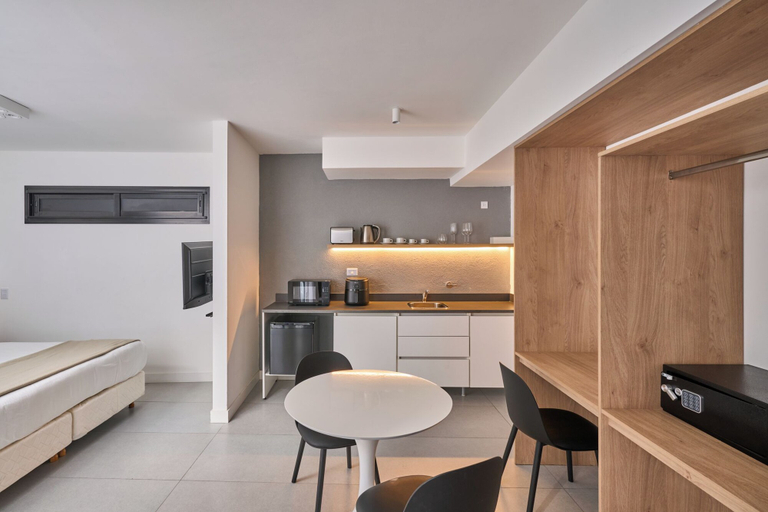 Others 5, Alma Rentals French Palermo, Distrito Federal