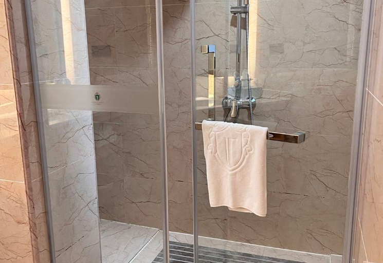 Bathroom 3, Jordon Hotel, Nanning