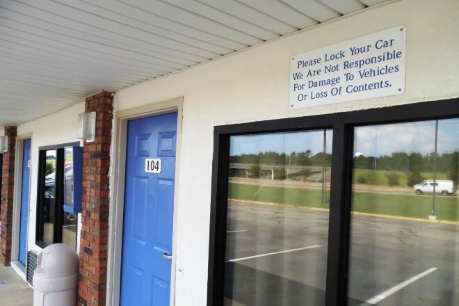 Exterior detail, Motel 6 Columbus, MS, Lowndes