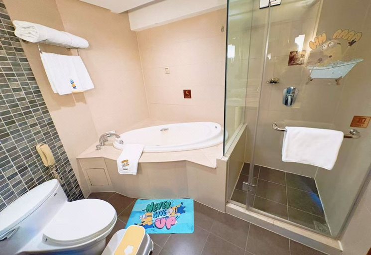 Bathroom 3, Golden Ocean Hotel, Tianjin