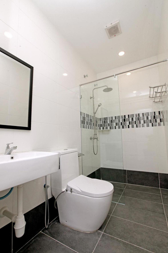 Bathroom, B&L Hotel, Batang Padang