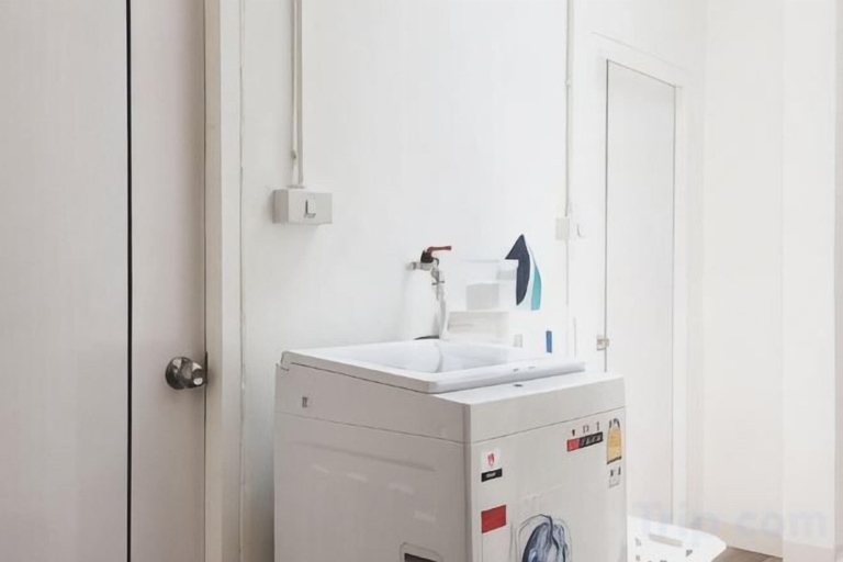 Bathroom 3, Ray's Home,3Br with Front Yard,Walkable to Nimman, Muang Chiang Mai