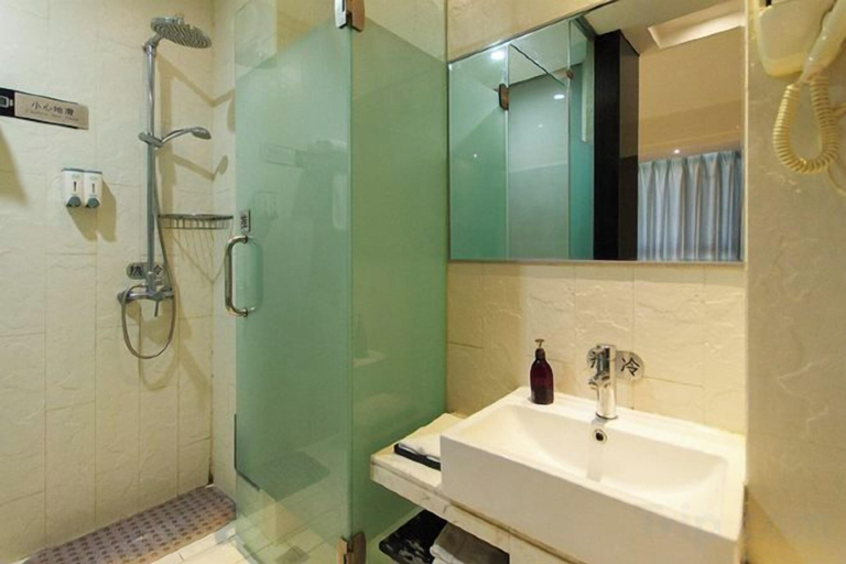 Bathroom 3, Yicheng Hotel (Henan University of Technology), Zhengzhou
