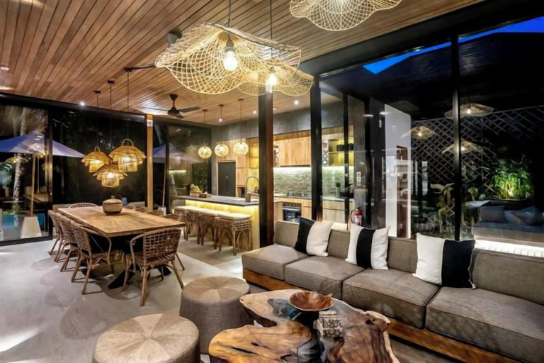 5, Villa Hanuman Teges by BaliSuperHost, Gianyar