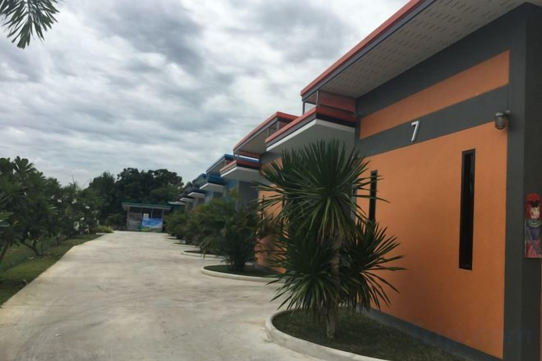 Property grounds 4, Ing Mae La Resort, In Buri