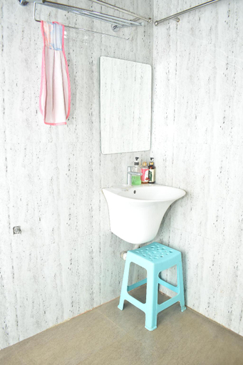 Bathroom 4, Happy Day's Diveagar, Raigarh