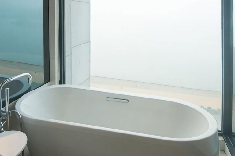 Bathroom 4, Beibuwan Yihao Dibiao Seaview Apartment Hotel, Beihai