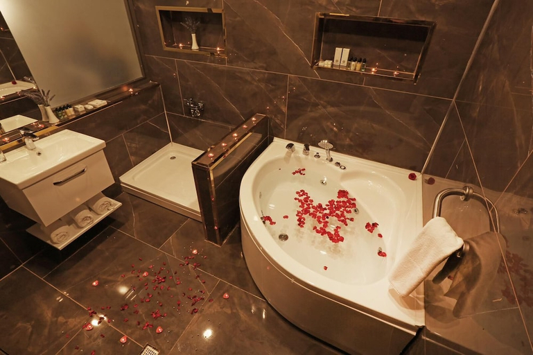 Bathroom 3, Park Dedeman Mardin, Kızıltepe