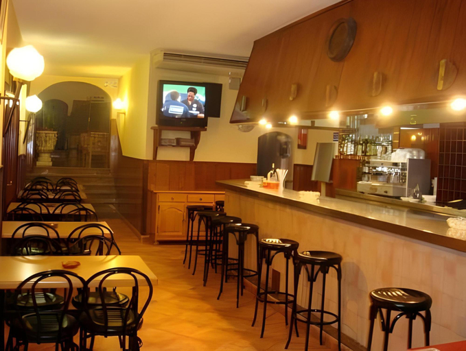 Food & Drinks 5, Hostal Montaña, Baleares