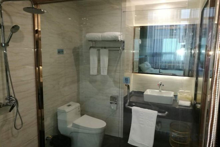 Bathroom 3, Yongli Hotel, Guang'an