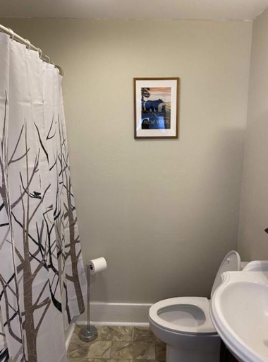 Bathroom, North Creek All Season Rental, Warren