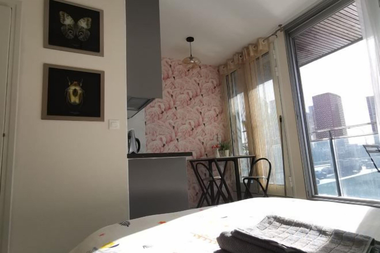 Room 2, PARISUHOME, Paris