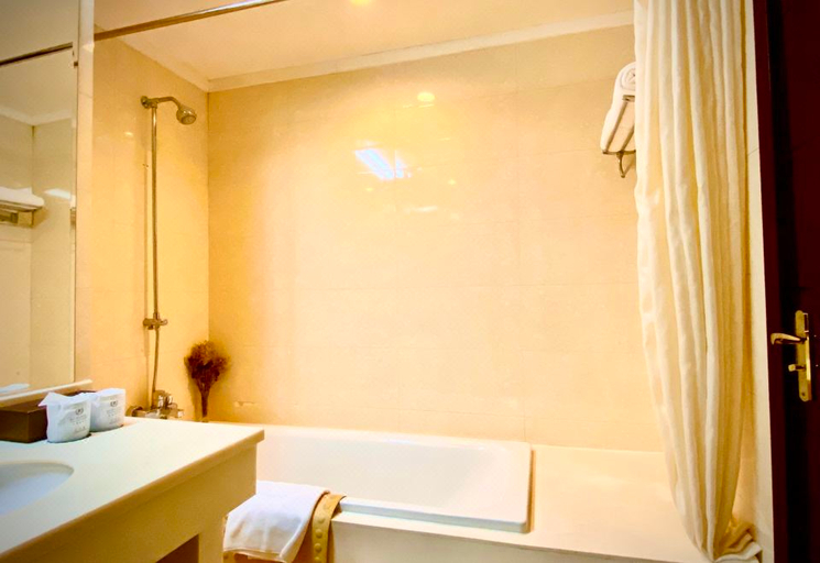 Bathroom 4, Xi'an Qujiang Huibinyuan Hotel, Xi'an