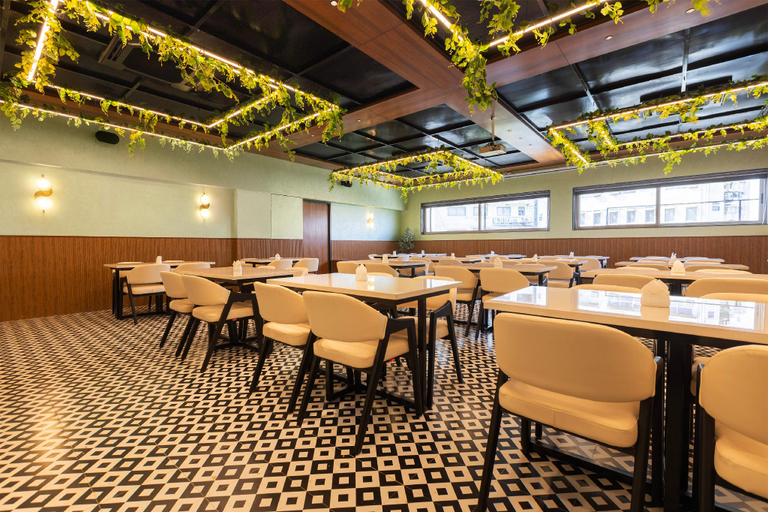 Food & Drinks 5, Treebo Paradise, Ahmadabad