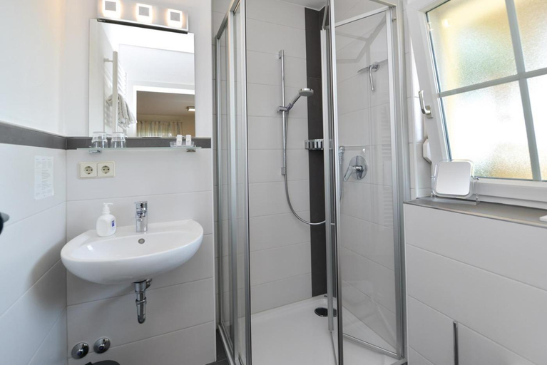 Bathroom 2, Ferienhof Walter, Freiburg im Breisgau