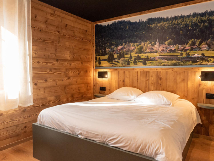 Bedroom 5, Logis Hotel Restaurant Robichon, Doubs